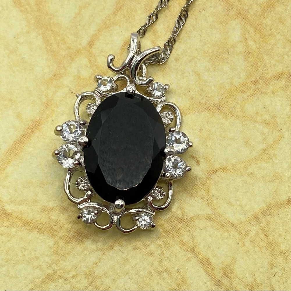 VJ Italy .925 Black Stone Pendant Filigree Rhinestones On 17' Chain - Picture 3 of 12